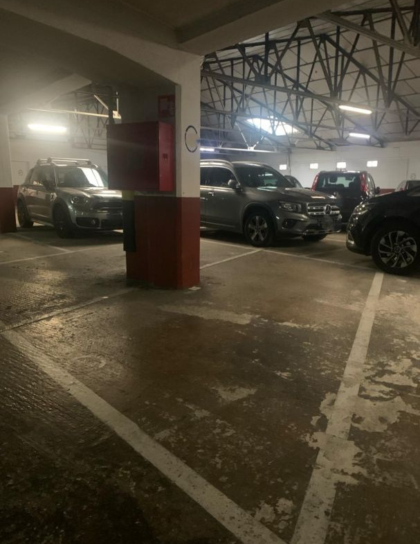 Garaje_coche en Centro