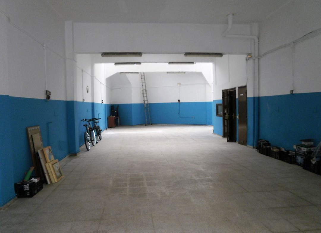 Local en Coronación