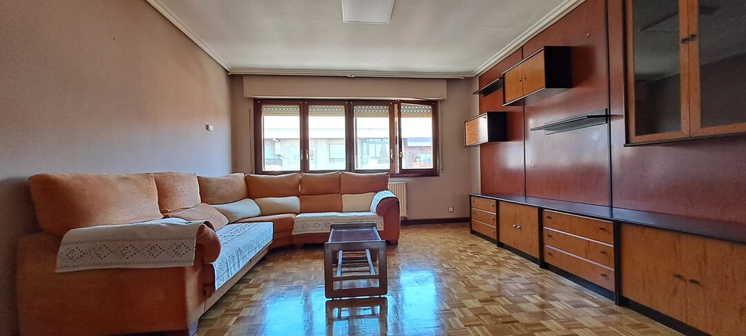 Vitoria Gasteiz - Inmobiliaria Pisos y Más